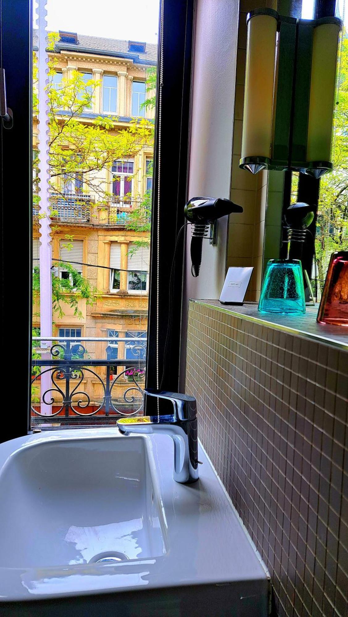 Hotel De La Poste Esch-sur-Alzette Esterno foto